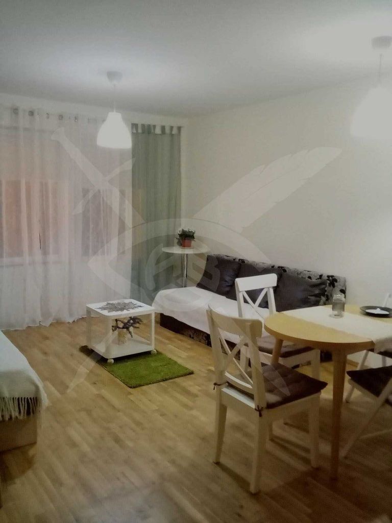 Дава се под наем Двустаен апартамент в Варна, ВИНС - 50 кв.м за 400 € - Снимка #1