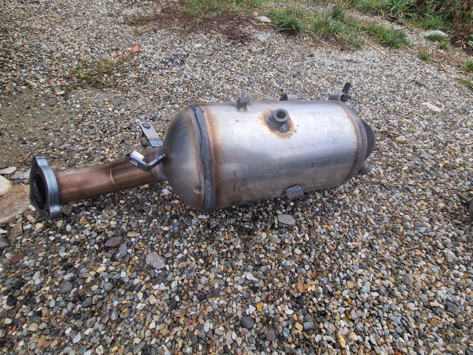 Filtru de particule Lexus Is220d