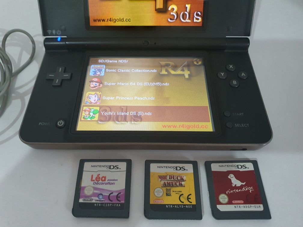 Nintendo Dsi XL Modat