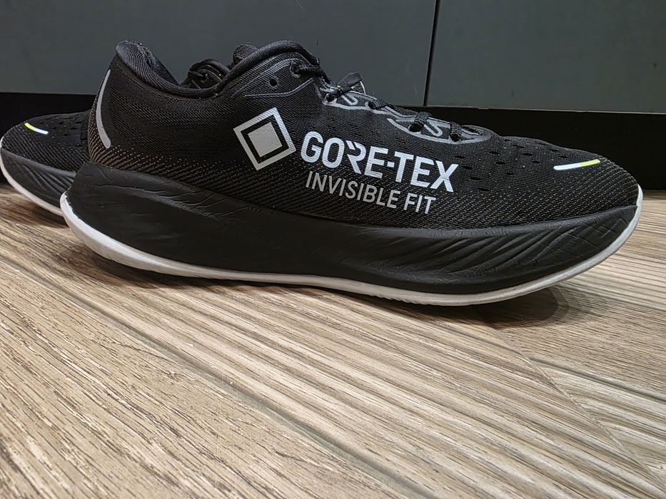 Мъжки маратонки ASICS Gore-tex