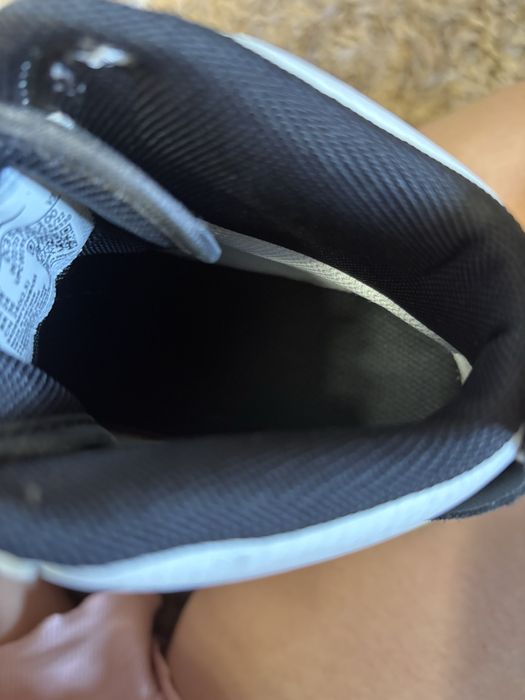 ghete albastre de baieti