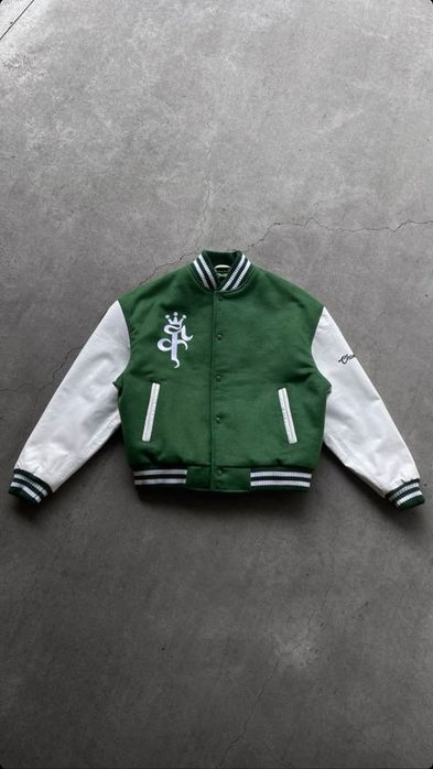 Мерч для университетов и частных школ