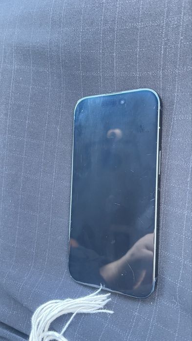 Айфон 15 срочно продам