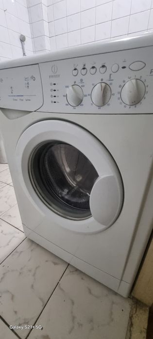 Продам стиральную машину