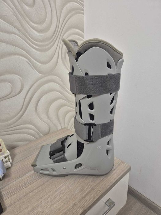 Cizma de imobilizare Aircast Elite marime xl