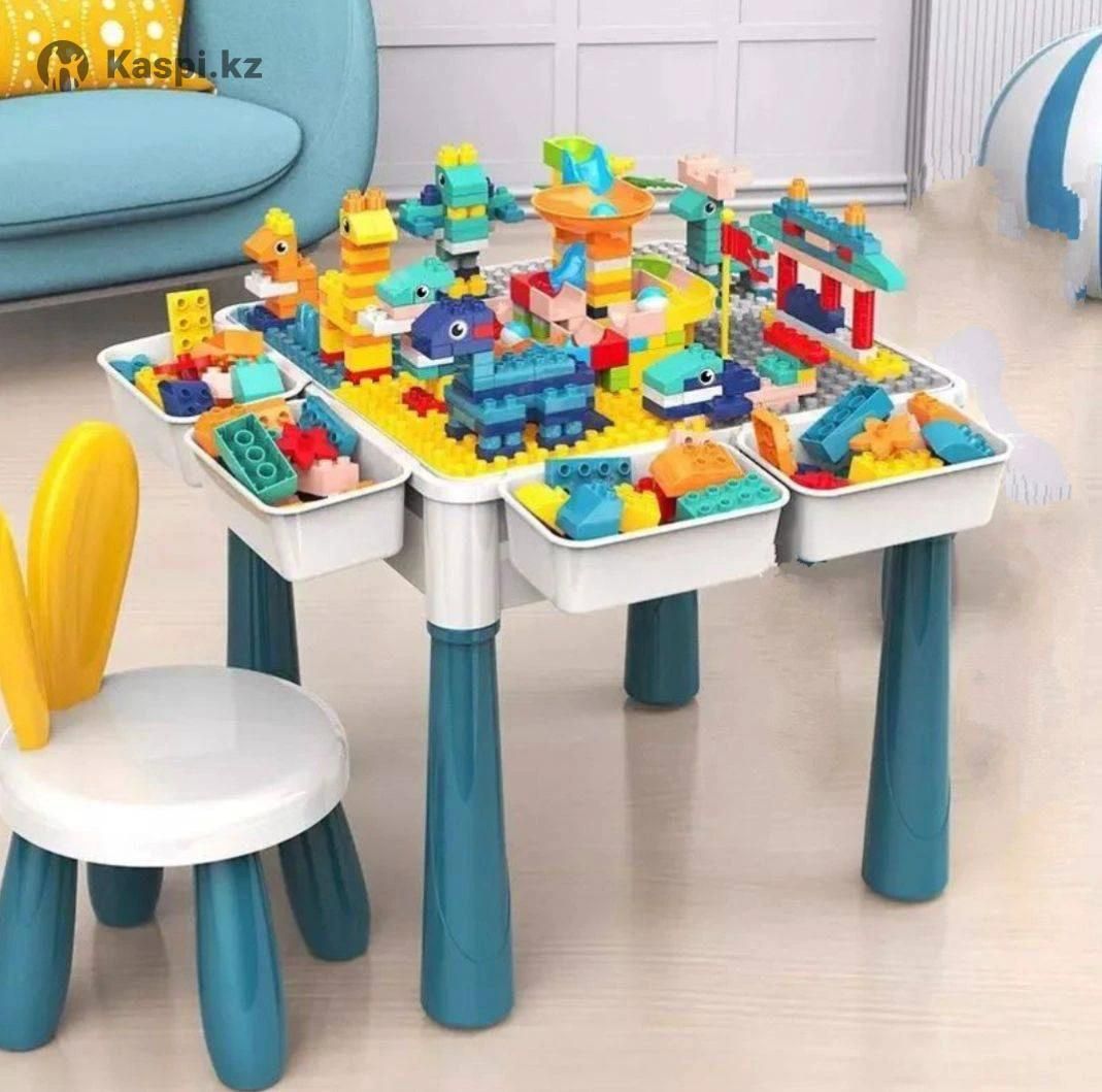 Лего стол +стул и набор конструктора