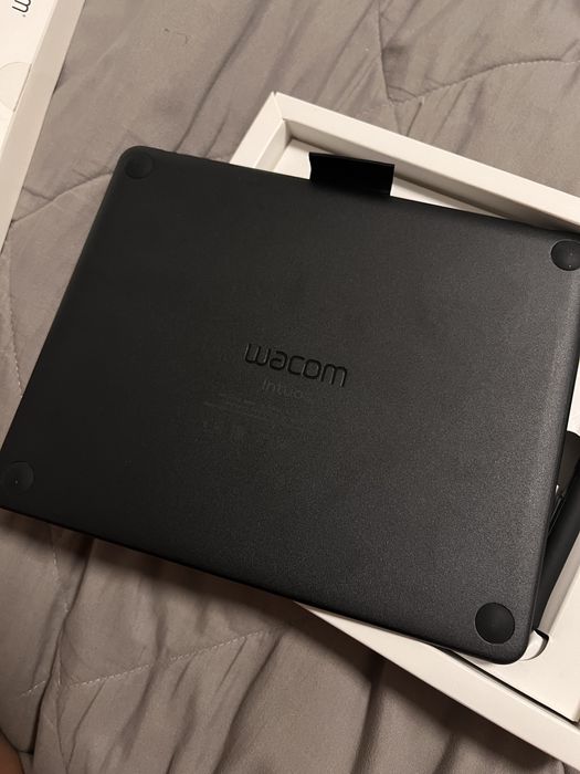 Графичен таблет Wacom Intuos S Bluetooth - CTL-4100WLE-N
