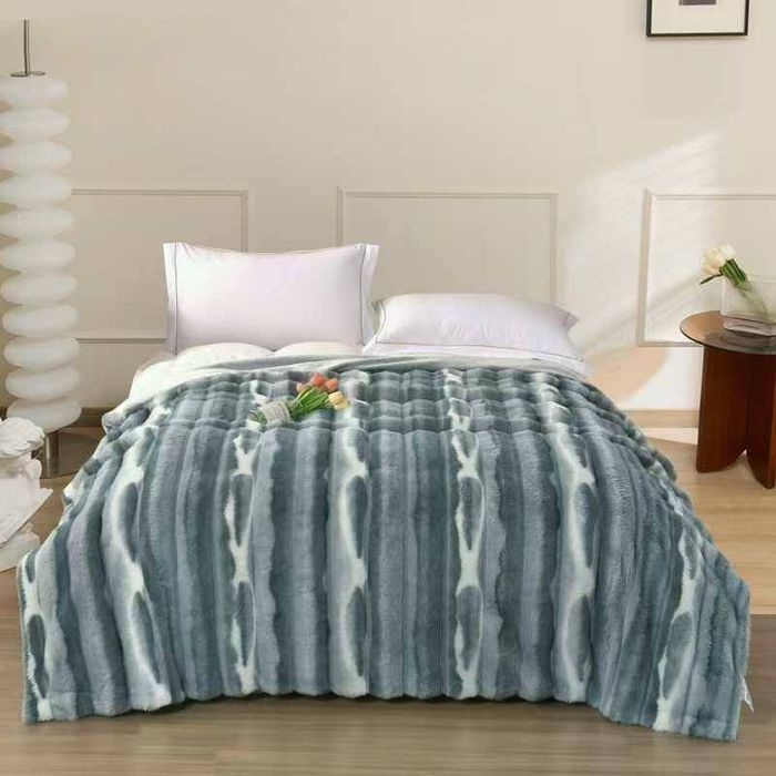 Paturi groase cu blana