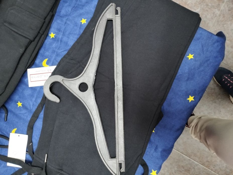 Вешалки для одежды