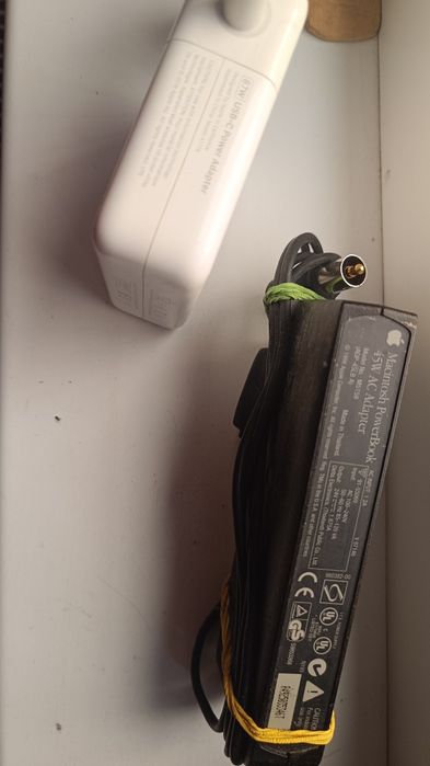 Încărcător tip C laptop