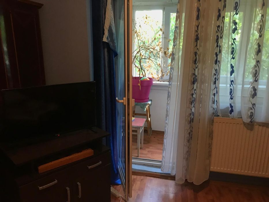 Inchiriez apartament Prundu