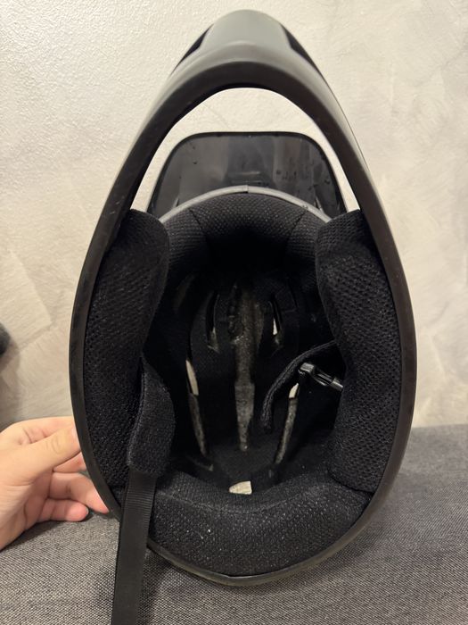 Casca Bell + cadou ochelari