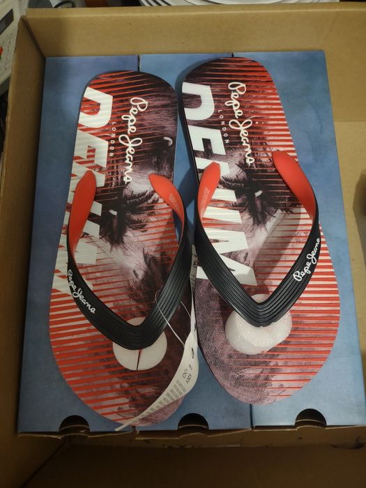 Vand papuci originali Pepe Jeans 
sunt f