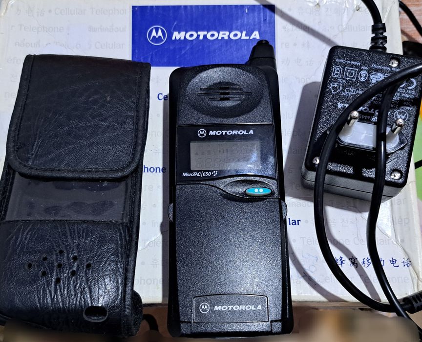 Motorola microTAC 650