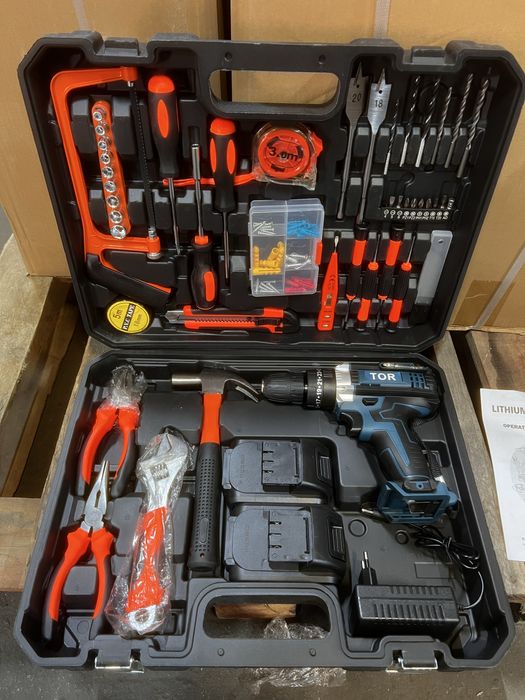 Шуруповерт в наборе 50в1