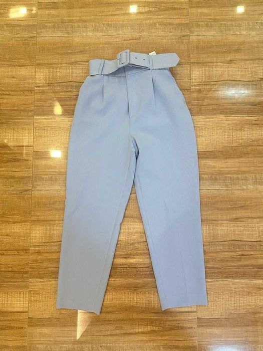 Зара панталон с висока талия в светло синьо