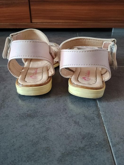 Сандали 28 номер