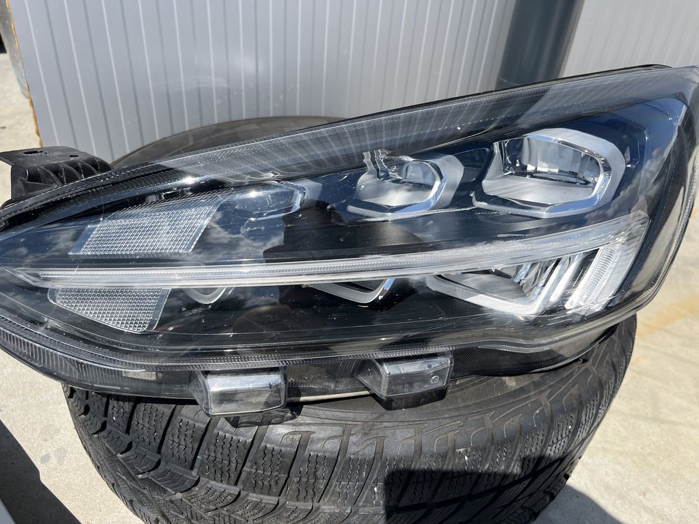 Фар Ford Focus Full Led 2020