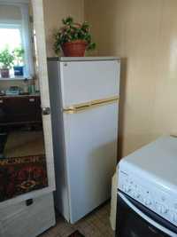 Холодильник двухкамерный  "МИНСК -15М"