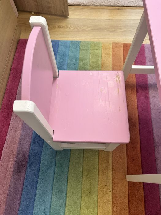 Masuta pentru copii+ 2 scaune ikea
