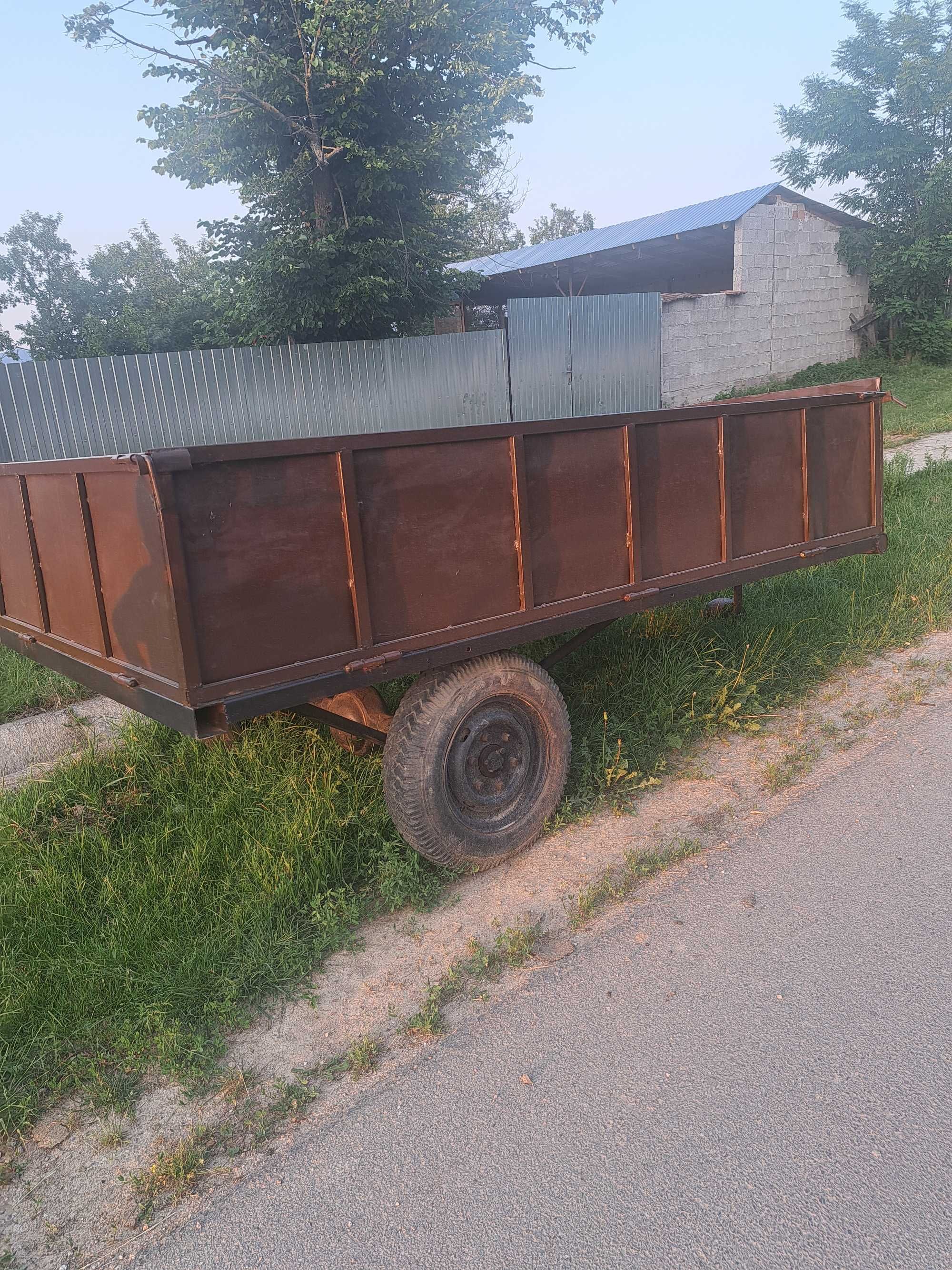 Remorca dupa tractor