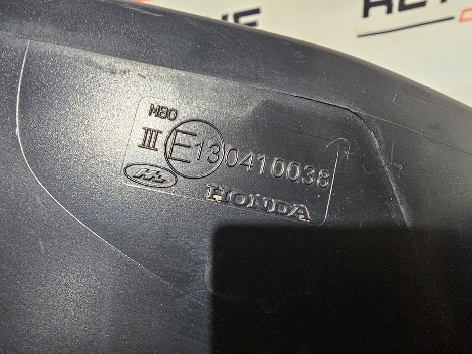 Oglinda stanga cu blind spot Honda HRV HR-V dupa 2021 cod 0410038