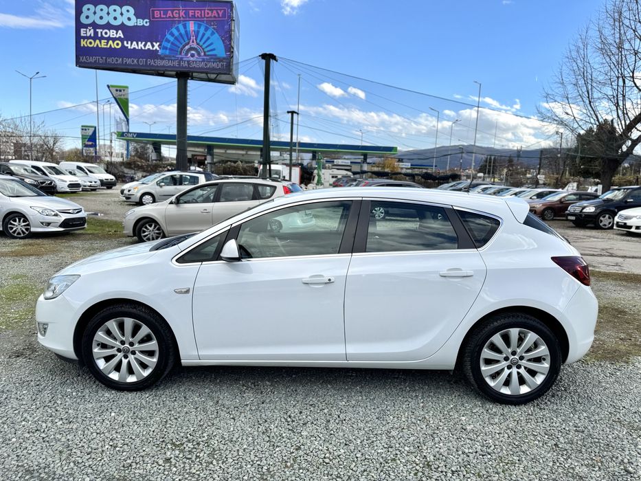 Opel astra j * 1.6i 115hp * 47 000km * AUTOMATIC * COSMO *