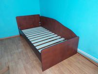 TRANSPORT GRATUIT.Pat single din lemn masiv.Cod 119