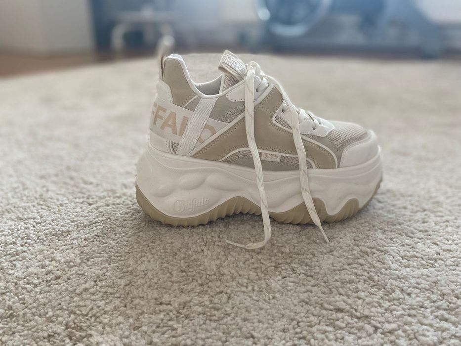 Sneakers Buffalo