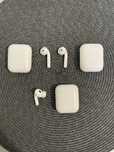 Оригинални кейсове AirPods