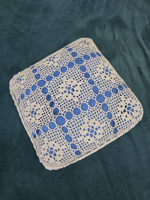 Pernuță vintage croșetată manual – model unic, lucrătură fină