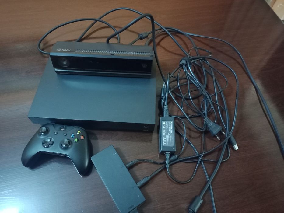 Xbox one x 1TB sotiladi