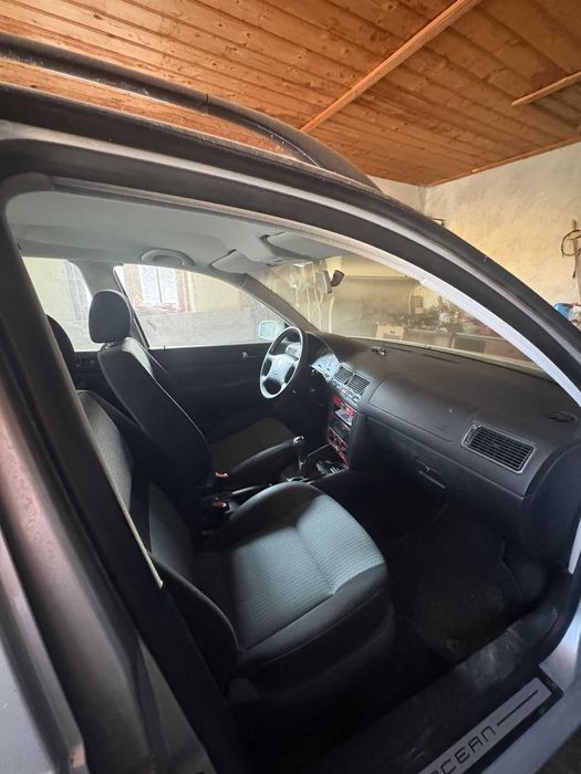 VW Golf 4 ,  1.6 benzina