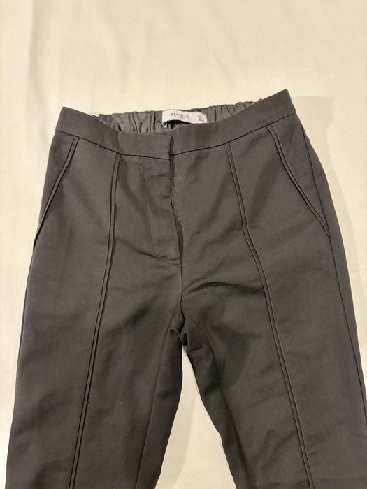 Pantaloni negri office stil tigareta Mango XS