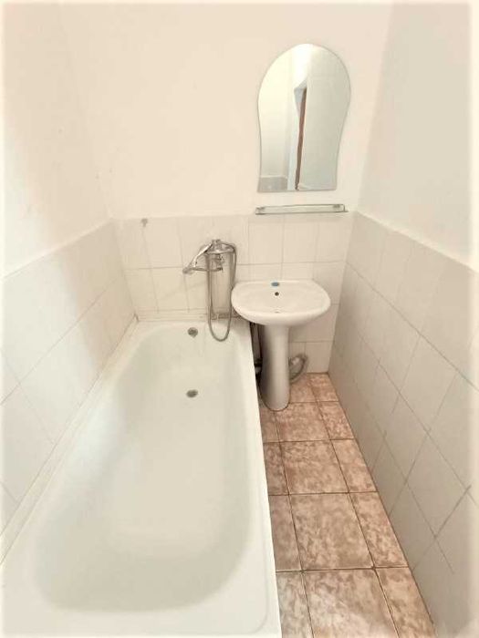 Сдается 1ком.кв. 30м2, 2/5эт, 100тыс. в мес, Лесная поляна дом17