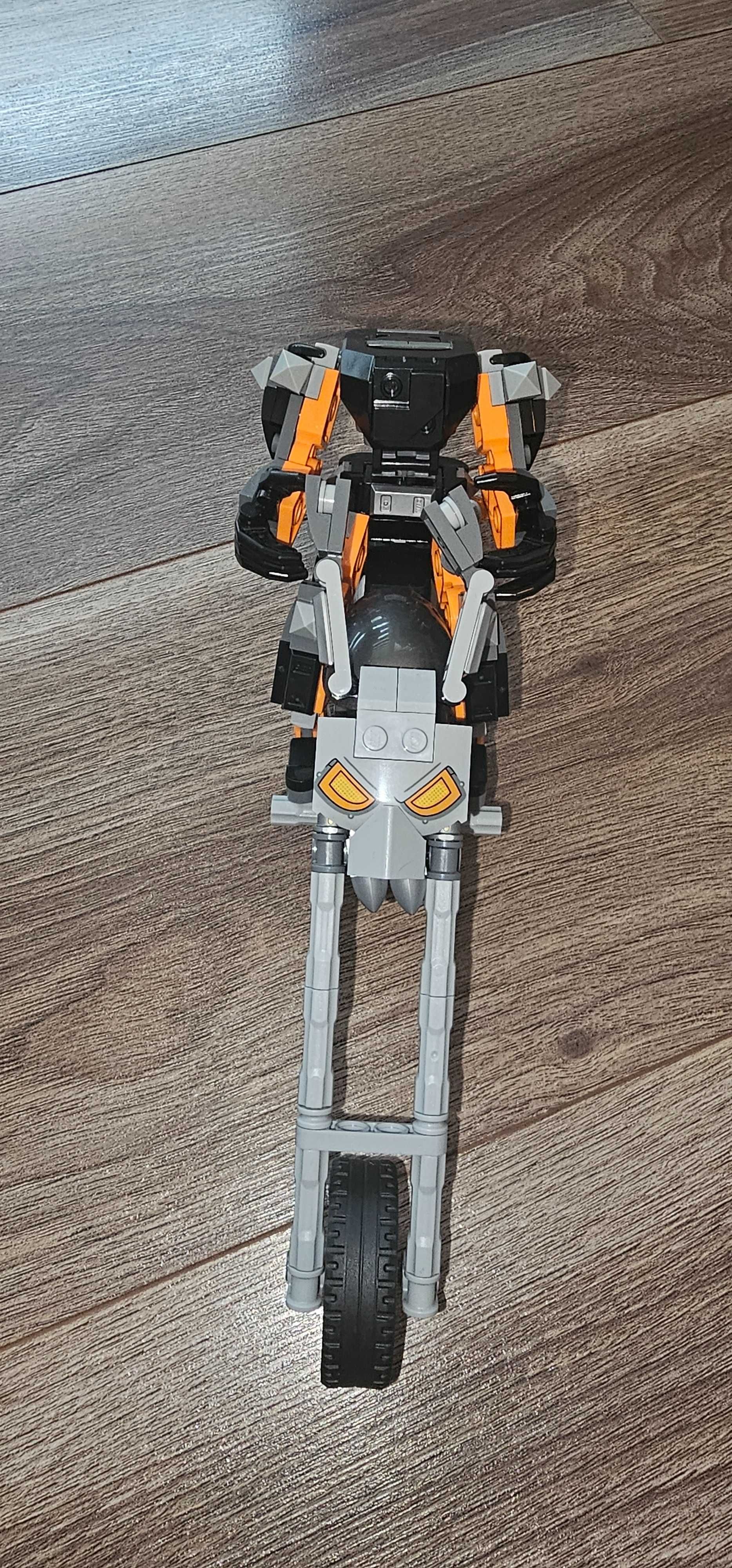Set LEGO Marvel si Star Wars