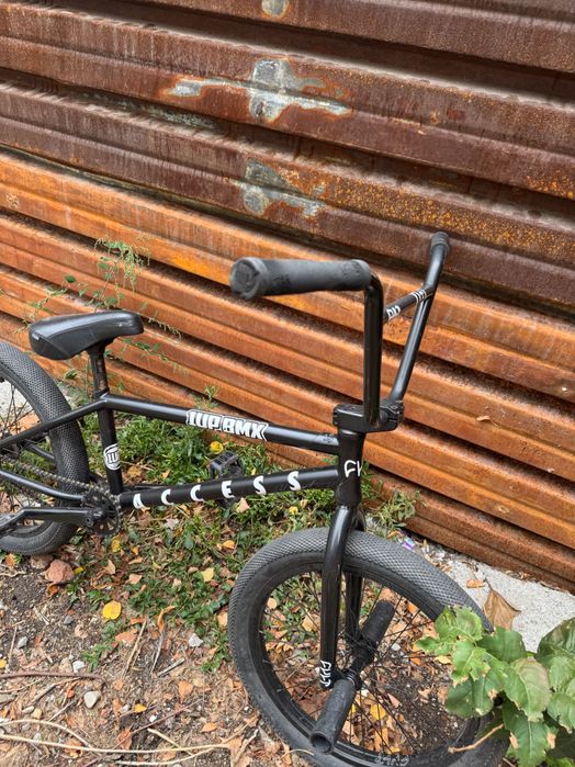 Продавам колело BMX