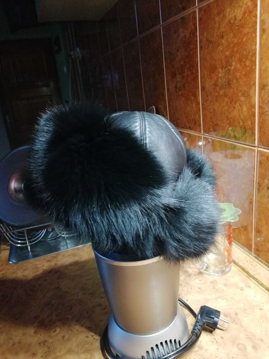 Vand caciula vulpe noua