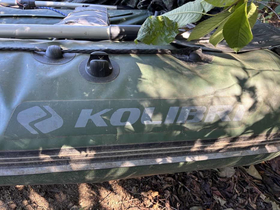 Barca gonflabila Kolibri cu motor