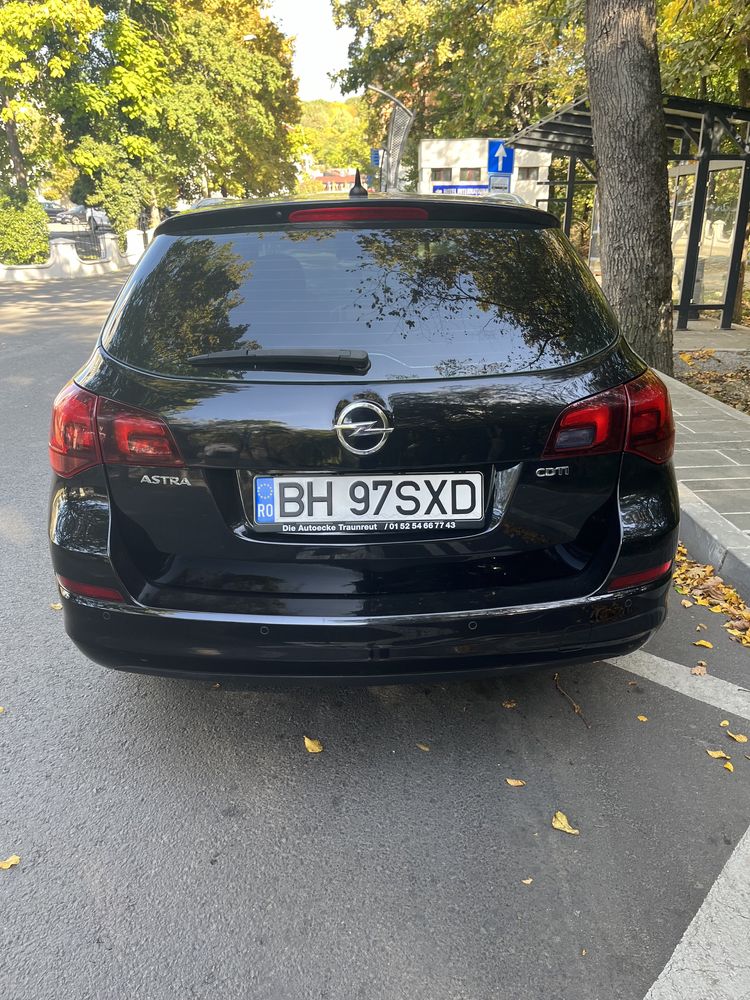 Opel Astra J 1.7 cdti Full adusă din Germania