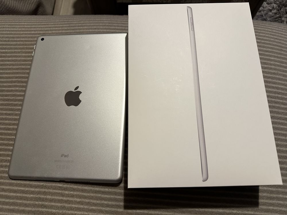 Ipad Generatia 8