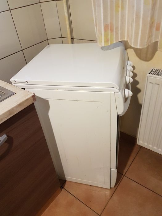 Aragaz Zanussi, 4 ochiuri si altele