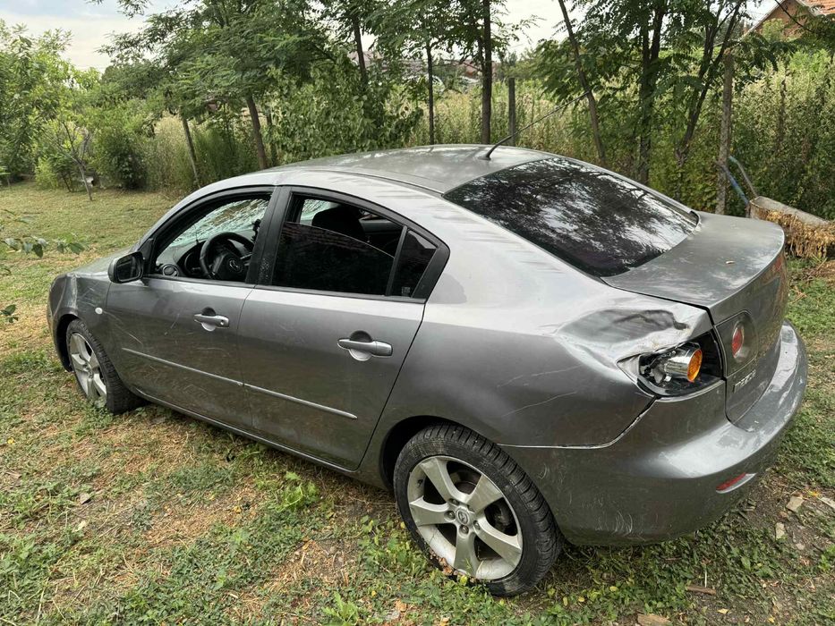 Vand Mazda 3 2006 2.0 benzina 150 CP !