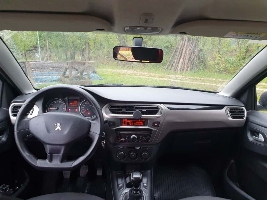 Peugeot 301 - 1.5 diesel // 2020 // colantat Bolt