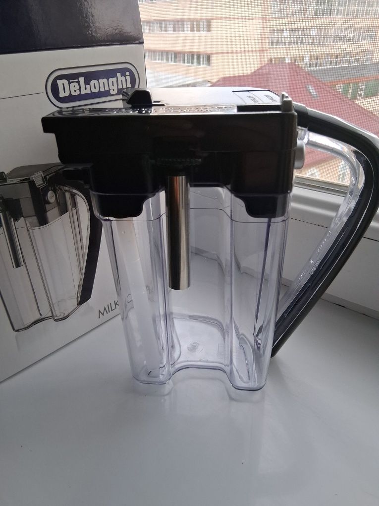 Cana de lapte Delonghi
