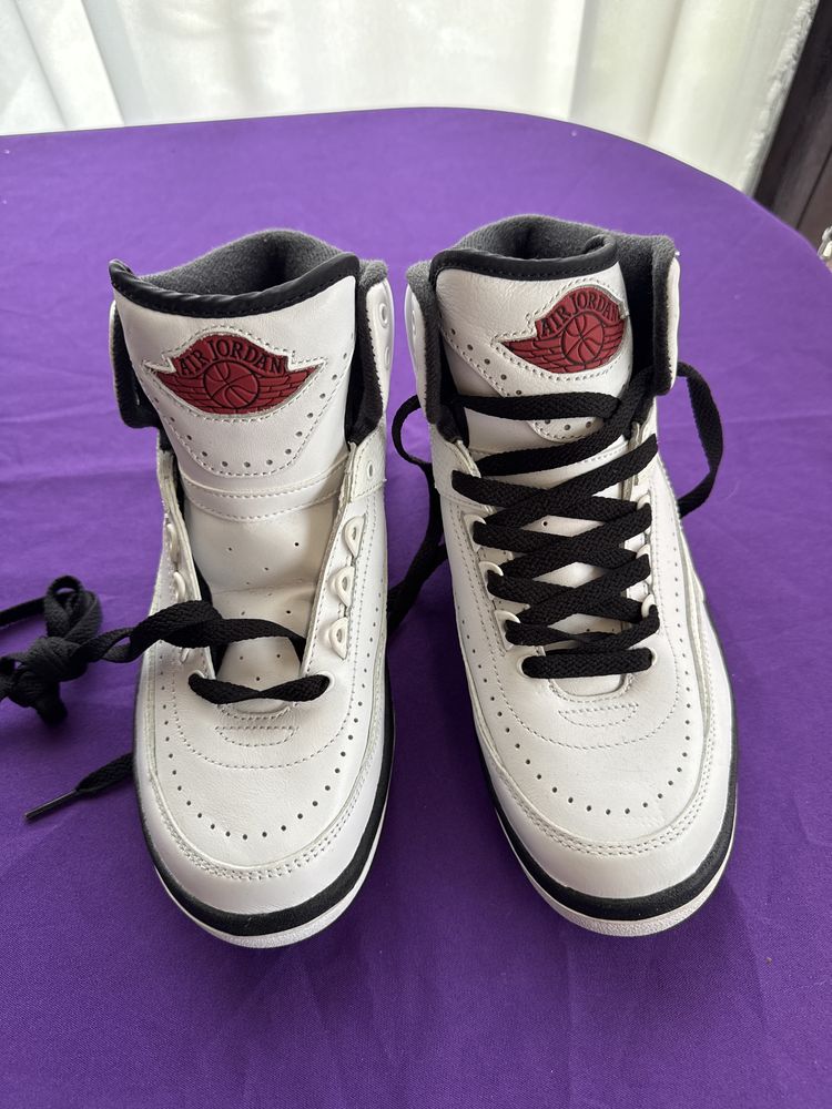 Incaltaminte Nike AirJordan marimea 37,5