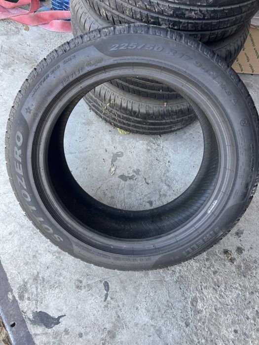 4 anvelope de iarna 225/50/17 pirelli runflat!