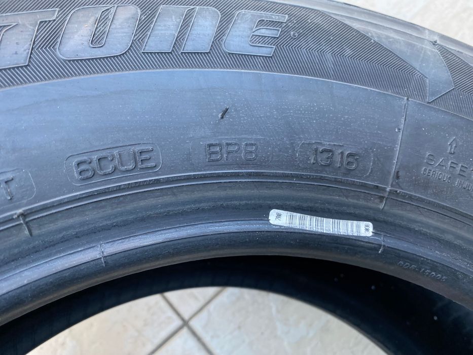 Гуми зимни гума 215/65/16” BRIDGESTONE BLIZZAK LM-18C