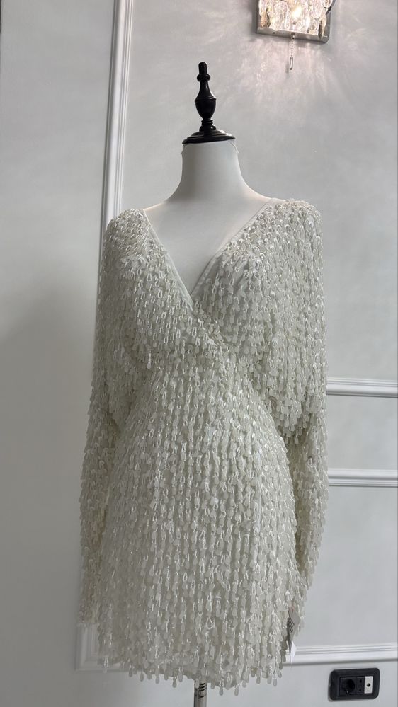 Rochie Asos alba cu perle