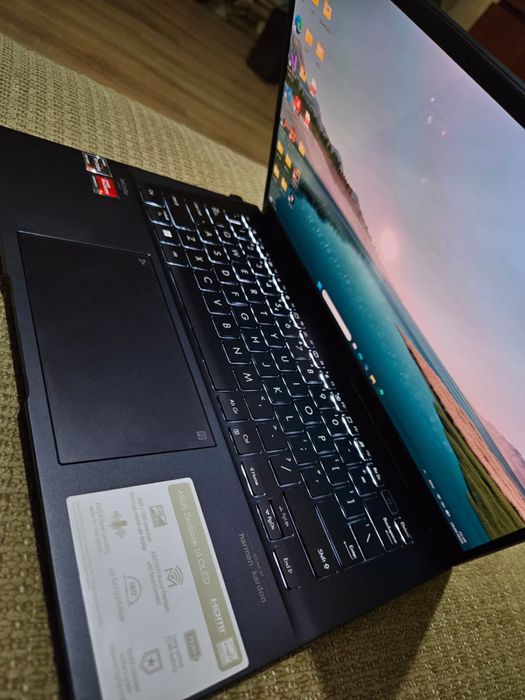 Vând laptop ASUS Zenbook 14 OLED